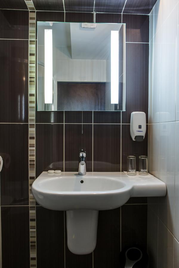 Family Hotel Kipra 外观 照片