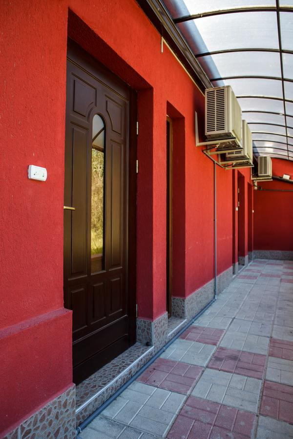 Family Hotel Kipra 外观 照片